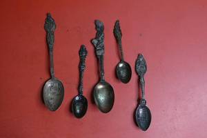 lot 46 image: Lot of five tarnished spoons, includes four U.S. souvenir spoons