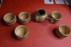 lot 50 image: Six piece vintage Japanese tea set