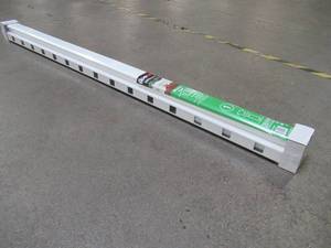 1 Rail - Fiberon (Actual 3.5-in x 4-in x 6-ft) Sentry 2-Pack White Composite Deck Handrails RL PK 72IN SENTRY WH - NEW