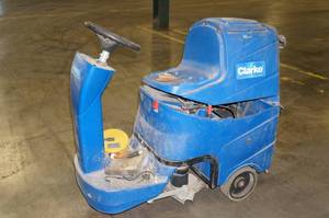 lot 19 image: Clarke Focus II Micro Rider 26D Floor Scrubber