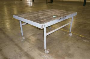 lot 43 image: Rolling Workstation Table