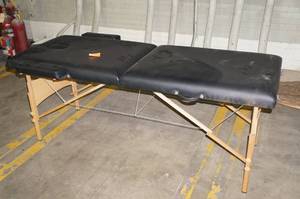lot 62 image: Folding Massage Table