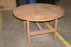 lot 72 image: Round Wood Table