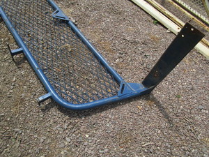 lot 11 image: Headache Rack