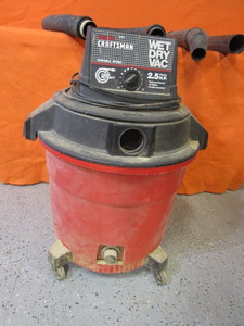 lot 22 image: 16 Gallon Shop Vac