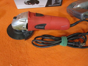 lot 47 image: Grinder & Drills