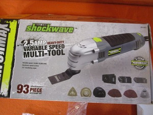 lot 49 image: Oscillating Tool