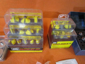 lot 100 image: Router Bits & Accessories