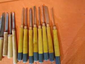 lot 113 image: Wood Lathe Turning Tools & Chisels
