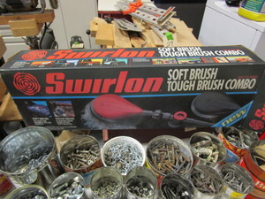 lot 125 image: Hardware & Misc.