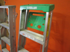 lot 181 image: (2) 6 Aluminum Step Ladders