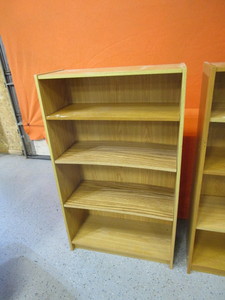 lot 184 image: (3) Bookshelves