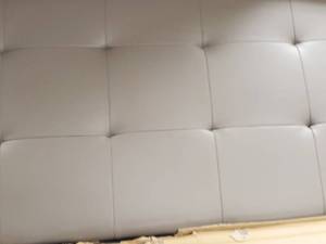 Accent Furniture Padded Platform Bed Grey Full Size HC925403