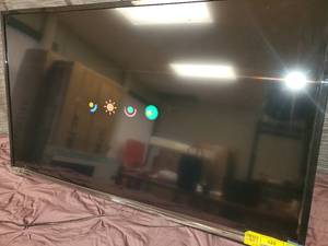 lot 23 image: Phillips 50 4K Android TV (no legs and no remote)