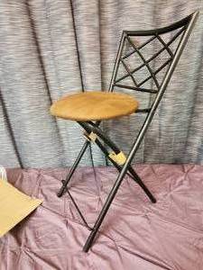 lot 51 image: Brown Chair