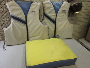 lot 60 image: 2 Life Vests and Seat Cushion  EW3...