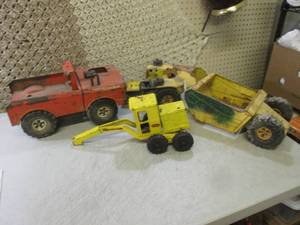 lot 77 image: Vintage Metal Tonka Toys  A-3T...