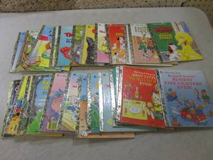 lot 114 image: Assorted Vintage Little Golden Book...