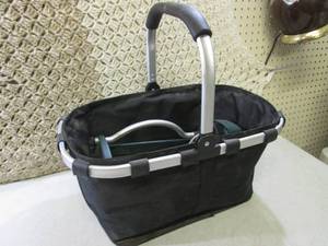 lot 142 image: AluminumCanvas Basket Full of Asso...