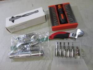 lot 144 image: Assorted Hand Tools  EC1...