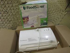 lot 150 image: Food Saver Vac 820 and Food Saver H...