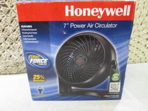 lot 159 image: Honeywell 7 Power Air Circulator 3...
