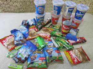 lot 200 image: Assorted Candy  C-1...
