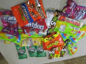 lot 201 image: Assorted Candy  C-1...