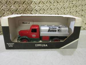 lot 208 image: Diecast Mack LJ Tanker Truck Bank i...