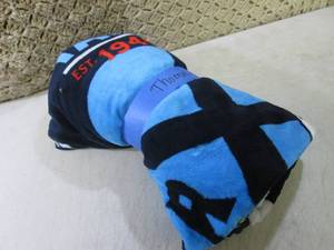 lot 223 image: Fleece Thomas The Train Blanket  C-...