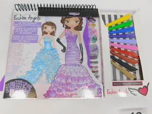lot 40 image: Fashion Angels Glam Fashion Sketch Portfolio Set