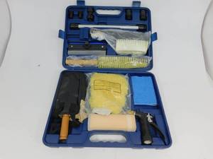 lot 60 image: Car Detailing Kit