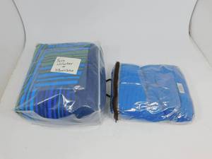 lot 105 image: Comforter and Blanket