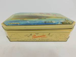 lot 139 image: Vintage 1930s Queen Mary Bensons Candy Tin