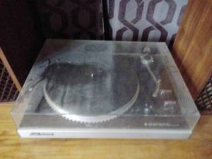 JVC Turntable