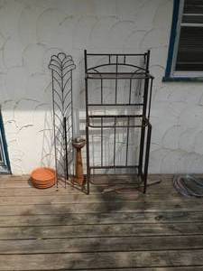 Lot of outdoor items