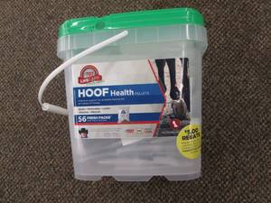 lot 1 image: Hoof Health Pellets (56 Packages)...