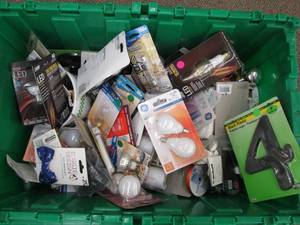 lot 36 image: Green Folding Top Heavy Duty Tote F...