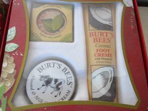 lot 94 image: Burts Bees