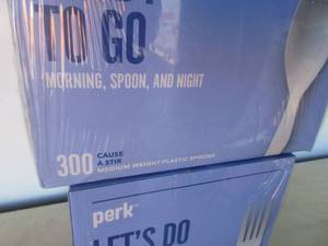 lot 22 image: Plastic Forks and Spoons