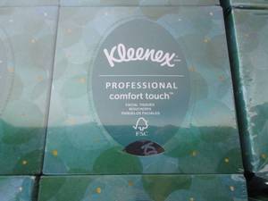 lot 90 image: Kleenex