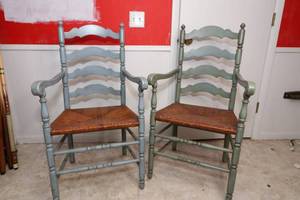 2 Antique Chairs&nbsp