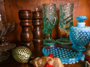 Lot of High value Fenton Glass vases and Miniature figurines&nbsp