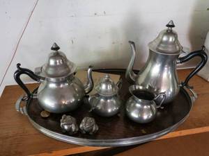 Very well made DUTCH Pewter Tea Set with complimentary Frog figurines