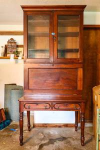 Antique Hand Crafted 1800s Lincoln Desk&nbsp