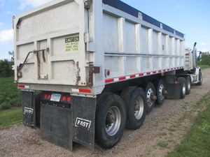 2000 24 FT. QUAD AXLE EAST END DUMP