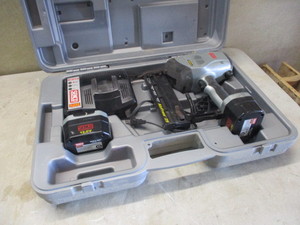 Senco 12V Nailer