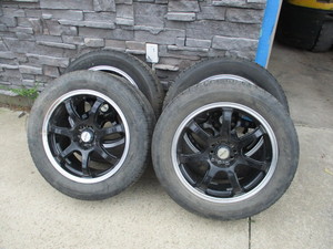 Multi Bolt Pattern Wheels with 22555 R 17 Tires