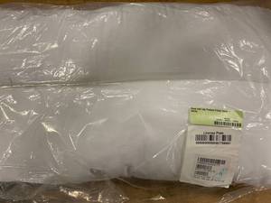 lot 16 image: Knee and Leg Posture Pillow Cover - White, PP87-OS-WHITE - NEW
