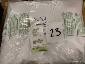 lot 23 image: LoftAIRE Hypoallergenic Soft Down Alternative Standard Pillow, PP80-STD-WHITE - NEW